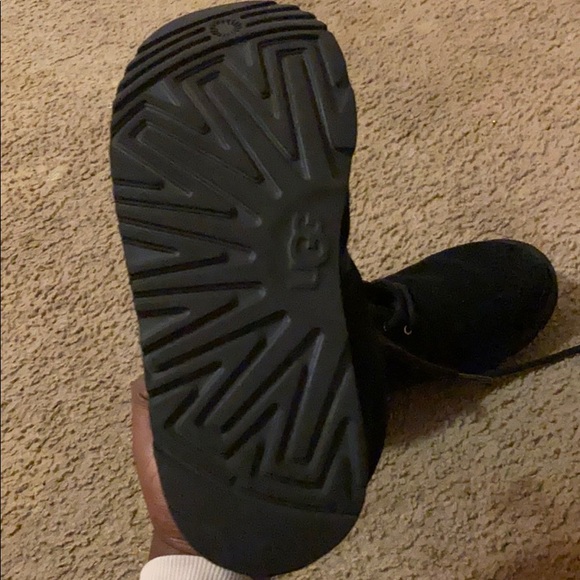 Occasionally worn Boys Ankle Uggs - Picture 4 of 5